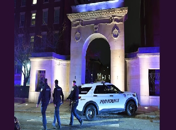 ബ്രൗണ്‍ സര്‍വകലാശാലയില്‍ വെടിവെപ്പ്: രണ്ട് മരണം, എട്ട് പേര്‍ക്ക് ഗുരുതരം; പ്രതിക്കായി വ്യാപക തിരച്ചില്‍