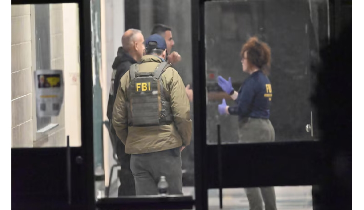 '' തോക്കുമായെത്തിയ കൊലയാളിയെ നേര്ക്കുനേര് കണ്ടു'' ബ്രൗണ് സര്വകലാശാല വെടിവെപ്പിന്റെ നടുക്കുന്ന സാക്ഷ്യവുമായി വിദ്യാര്ത്ഥി '' തോക്കുമായെത്തിയ കൊലയാളിയെ നേര്ക്കുനേര് കണ്ടു'' ബ്രൗണ് സര്വകലാശാല വെടിവെപ്പിന്റെ നടുക്കുന്ന സാക്ഷ്യവുമായി വിദ്യാര്ത്ഥി