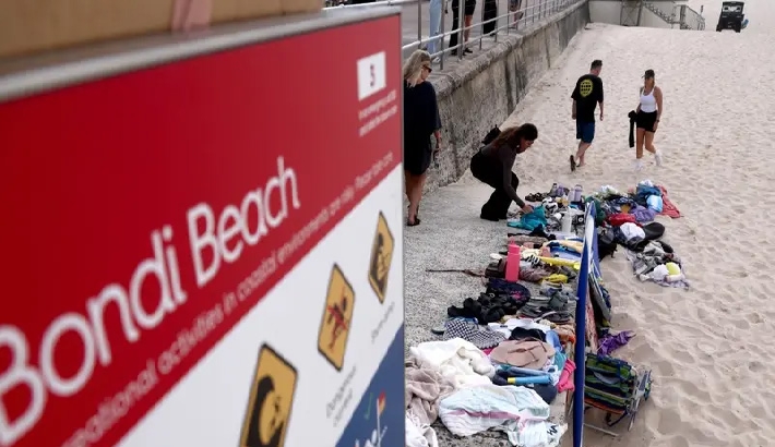 ഹനുക്കാ ആഘോഷത്തിനിയയിലെ കൂട്ടക്കൊല: ബോണ്ടി ബീച്ച് ആക്രമണത്തിന് പിന്നില് അച്ഛനും മകനും ഹനുക്കാ ആഘോഷത്തിനിയയിലെ കൂട്ടക്കൊല: ബോണ്ടി ബീച്ച് ആക്രമണത്തിന് പിന്നില് അച്ഛനും മകനും