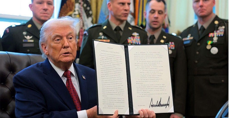 ഫെന്റനൈല് ' വിനാശായുധം'; മയക്കുമരുന്ന് യുദ്ധത്തില് ട്രംപിന്റെ കടുത...