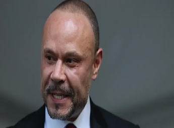 പത്ത് മാസത്തിനകം പടിയിറങ്ങി ഡാന്‍ ബോങീനോ; എഫ്ബിഐയിലെ വിവാദ അധ്യായത്തിന് വിരാമം