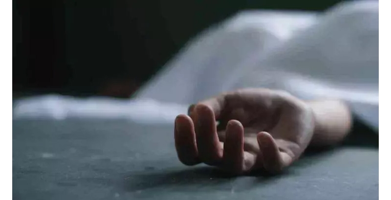 കൊച്ചി പോണേക്കരയില്‍ റിട്ട: അധ്യാപികയെ വീടിനുള്ളില്‍ രക്തം വാര്‍ന്നു മരിച്ച നിലയില്‍ കണ്ടെത്തി