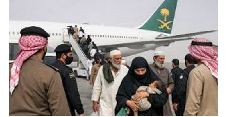 ഭിക്ഷാടനം ആരോപണം: 24,000 പാകിസ്ഥാനികളെ നാടുകടത്തി സൗദി; പാക് പൗരന്മാര്ക്ക്...