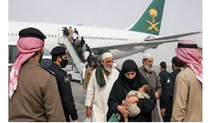 ഭിക്ഷാടനം ആരോപണം: 24,000 പാകിസ്ഥാനികളെ നാടുകടത്തി സൗദി; പാക് പൗരന്മാര്ക്ക് ഗള്ഫില് കടുത്ത പരിശോധന ഭിക്ഷാടനം ആരോപണം: 24,000 പാകിസ്ഥാനികളെ നാടുകടത്തി സൗദി; പാക് പൗരന്മാര്ക്ക് ഗള്ഫില് കടുത്ത പരിശോധന