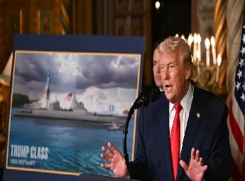 നാവികസേനയില്‍ ട്രംപ് മുദ്ര: പതിറ്റാണ്ടുകളായ പാരമ്പര്യം ലംഘിച്ച് സ്വന്തം പേരില്‍ പുതിയ യുദ്ധക്കപ്പല്‍ ക്ലാസ് പ്രഖ്യാപിച്ചു