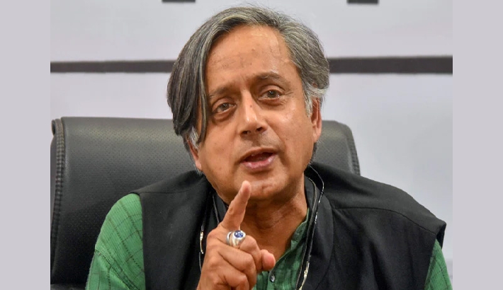 'അസഹിഷ്ണുതയുടെ നിഴലില്‍ 2025ലെ ക്രിസ്മസ്: കേരളത്തിന്റെ മതേതരത്വത്തിന് വെല്ലുവിളിയെന്ന് ശശി തരൂര്‍