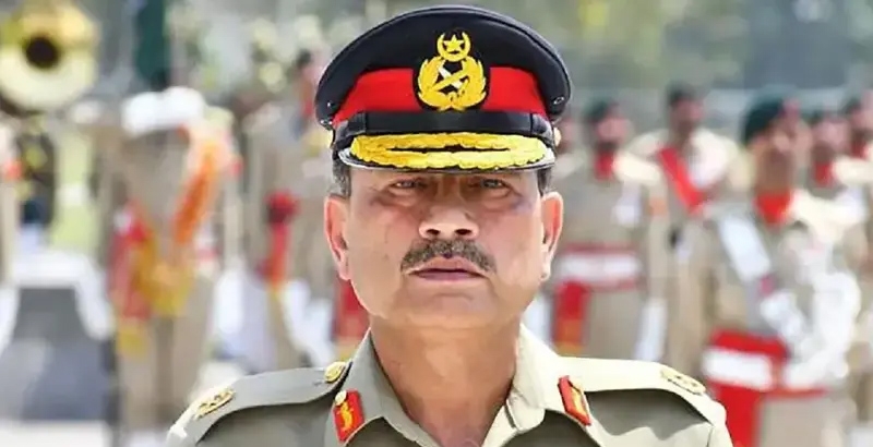 അസിംമുനീറിന്റെ \'ബ്രെയിന്‍ ഗെയിന്‍\' വാദം പരിഹാസ്യമാകുന്നു; 5,000 ഡോക്ടര്‍മ...