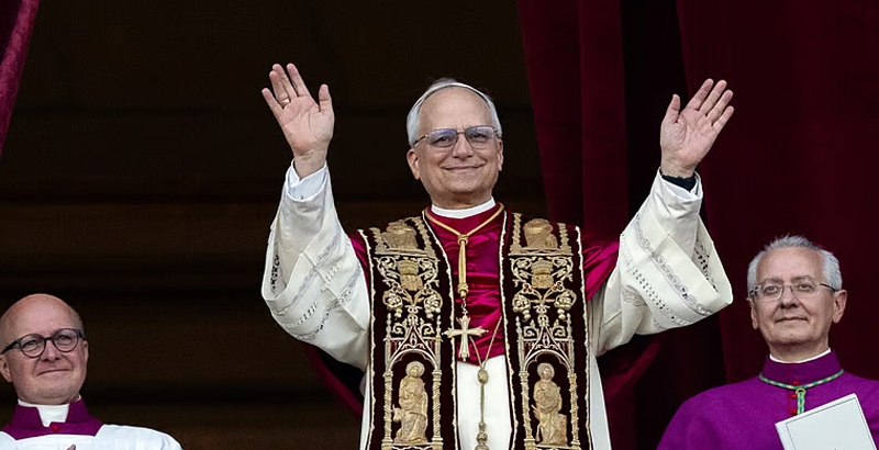 പുതുവര്‍ഷത്തില്‍ ദൈവത്തില്‍ ശരണപ്പെട്ട് മുന്നോട്ടുപോകണമെന്ന് മാര്‍പാപ്പ