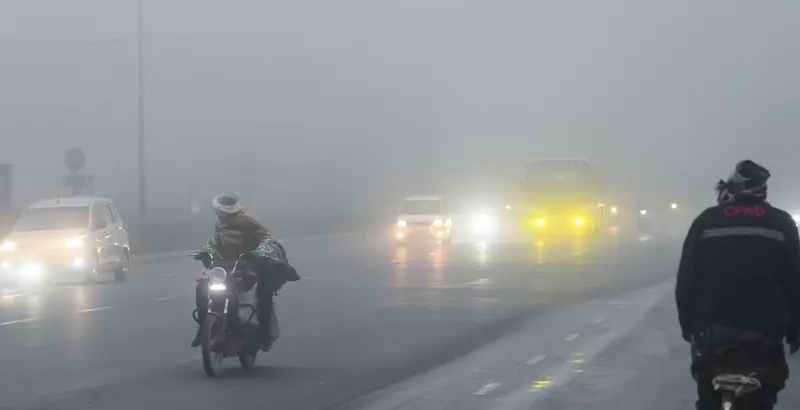 ഡല്‍ഹിയില്‍ കടുത്ത തണുപ്പ് തുടരും; മൂടല്‍മഞ്ഞും 'വളരെ മോശം' വായു നിലവാരവും ആശങ്ക ഉയര്‍ത്തുന്നു