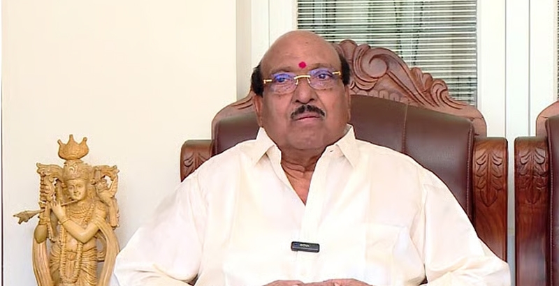 മാധ്യമ പ്രവര്‍ത്തകനെതിരെ തീവ്രവാദി പരാമര്‍ശം നടത്തിയ വെള്ളാപ്പള്ളി നടേശനെതിരെ പരാതി