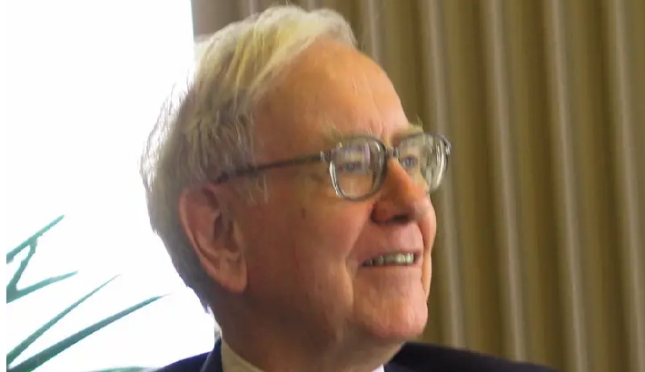 തന്റെ ഹോള്ഡിംഗ് കമ്പനി ഇനിയുമൊരു നൂറ്റാണ്ട് നിലനില്ക്കുമെന്ന് വാറന് ബഫറ്റ് തന്റെ ഹോള്ഡിംഗ് കമ്പനി ഇനിയുമൊരു നൂറ്റാണ്ട് നിലനില്ക്കുമെന്ന് വാറന് ബഫറ്റ്