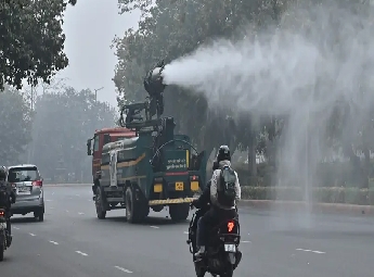 ഡല്‍ഹിയിലെ വായു ഗുണനിലവാരം മെച്ചപ്പെട്ടു; സ്റ്റേജ് ത്രി നിയന്ത്രണങ്ങള്‍ പിന...