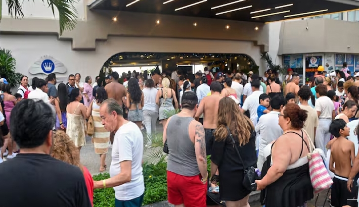 മെക്സിക്കോ സിറ്റിയില് 6.5 തീവ്രതയുള്ള ഭൂചലനം മെക്സിക്കോ സിറ്റിയില് 6.5 തീവ്രതയുള്ള ഭൂചലനം