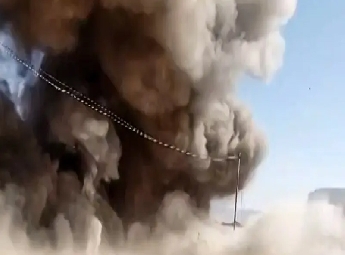 യെമനില്‍ സൈനികാക്രമണം കടുപ്പിച്ച് സൗദി നേതൃത്വത്തിലുള്ള സഖ്യം; വിഘടനവാദി നേതാവ് ഐദറൂസ് അല്‍സുബൈദി അജ്ഞാത കേന്ദ്രത്തിലേക്ക് കടന്നതായി റിപ്പോര്‍ട്ട്