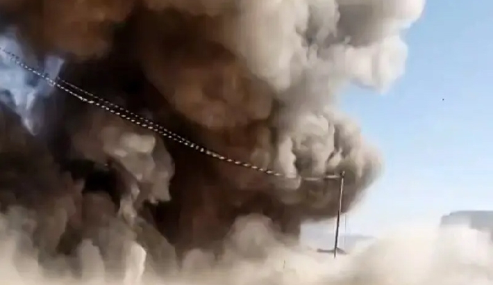 യെമനില്‍ സൈനികാക്രമണം കടുപ്പിച്ച് സൗദി നേതൃത്വത്തിലുള്ള സഖ്യം; വിഘടനവാദി നേതാവ് ഐദറൂസ് അല്‍സുബൈദി അജ്ഞാത കേന്ദ്രത്തിലേക്ക് കടന്നതായി റിപ്പോര്‍ട്ട്