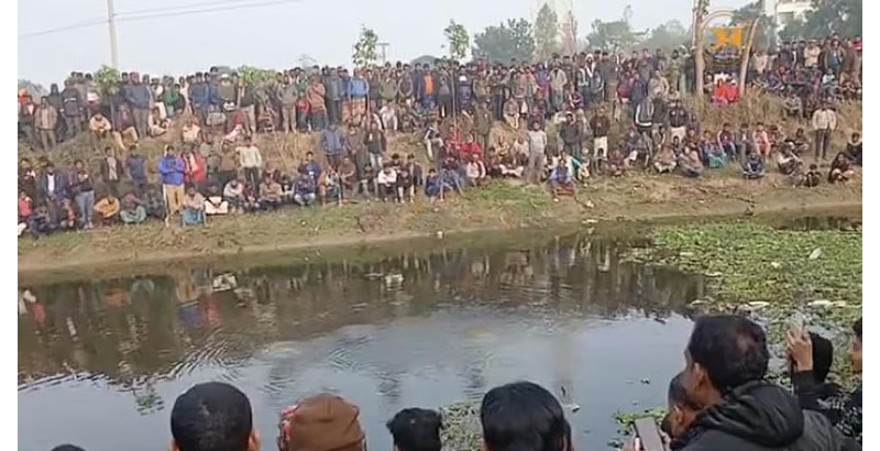 മോഷ്ടാവെന്നാരോപിച്ച് ആള്‍ക്കൂട്ടം പിന്തുടര്‍ന്നു; ബംഗ്ലാദേശില്‍ കനാലില്‍ ചാ...