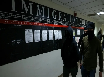 കുടിയേറ്റ പരിശോധന ശക്തമാക്കി; മിന്നീപ്പോളീസില്‍ വനിതയെ വെടിവെച്ചു കൊന്നു