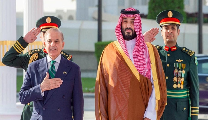 പാക്-സൗദി പ്രതിരോധ കൂട്ടുകെട്ട് പുതിയ ഘട്ടത്തില്‍; 2 ബില്യണ്‍ ഡോളര്‍ സൗദി വായ്പ യുദ്ധവിമാനങ്ങളാക്കാന്‍ നീക്കം