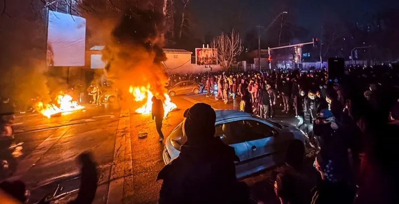 അമേരിക്ക ആക്രമിച്ചാല്‍ ശക്തമായി തിരിച്ചടിക്കുമെന്ന് ഇറാന്‍ മുന്നറിയിപ്പ് - ...