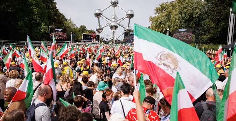 അടച്ചിട്ട വ്യോമാതിര്‍ത്തി ഇറാന്‍ തുറന്നു; ട്രംപിന് പുതുമുന്നറിയിപ്പ്