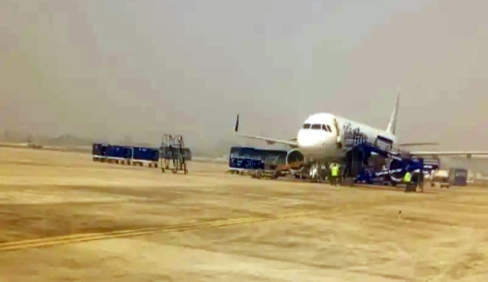 ബോംബ് ഭീഷണി: ഡല്‍ഹി-ബാഗ്‌ഡോഗ്രാ ഇന്‍ഡിഗോ വിമാനം ലഖ്‌നൗവില്‍ അടിയന്തരമായി ഇറക്കി