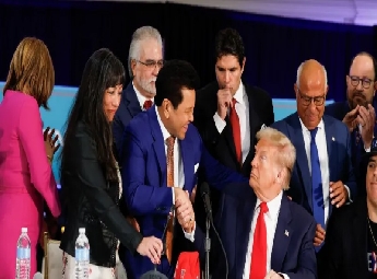 ട്രംപിനെ അധികാരത്തിലേക്കുയർത്തിയ ലാറ്റിനോ വോട്ടർമാർക്കിടയിൽ അതൃപ്തി; സമ്പദ്‌വ്യവസ്ഥയും കുടിയേറ്റ നയവും ആശങ്കയായി