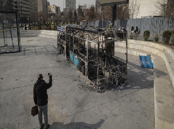 പ്രക്ഷോഭത്തില്‍ പങ്കെടുത്തവര്‍ മൂന്നു ദിവസത്തിനുള്ളില്‍ കീഴടങ്ങണമെന്ന് ഇറാന്‍