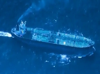 വെനിസ്വേലൻ എണ്ണക്കെതിരെ ട്രംപിന്റെ 'ക്വാറന്റീൻ' കടുപ്പിക്കുന്നു; ഏഴാമത്തെ ടാങ്കർ യുഎസ് പിടിച്ചെടുത്തു