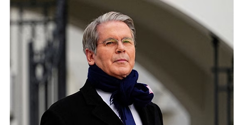 500% തീരുവ ഭീഷണിക്ക് പിന്നാലെ ' ഇന്ത്യ റഷ്യൻ എണ്ണ വാങ്ങൽ കുറച്ചു'' ...