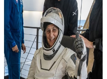 27 വർഷത്തെ സേവനത്തിന് ശേഷം സുനിത വില്യംസ് നാസയോട് വിടപറഞ്ഞു