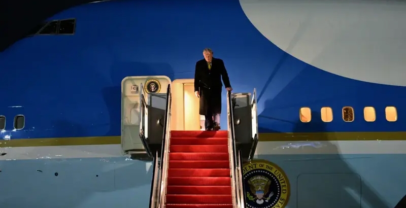 ദാവോസിലേക്കുള്ള യാത്രയ്ക്കിടെ എയർഫോഴ്‌സ് വണ്ണിന് അപ്രതീക്ഷിത തിരിച്ചുപോകൽ; ചെറിയ സാങ്കേതിക തകരാർ