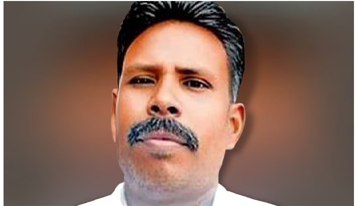 ട്രംപിന്റെ കോലം കത്തിക്കുന്നതിനിടയിൽ പൊള്ളലേറ്റ സിപിഎം ബ്രാഞ്ച് സെക്രട്ടറി മരിച്ചു ട്രംപിന്റെ കോലം കത്തിക്കുന്നതിനിടയിൽ പൊള്ളലേറ്റ സിപിഎം ബ്രാഞ്ച് സെക്രട്ടറി മരിച്ചു