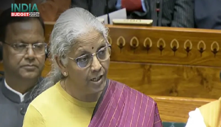 രാജ്യത്ത് ഏഴ് അതിവേഗ റെയിൽ ഇടനാഴികൾ; ബജറ്റിൽ ധനമന്ത്രിയുടെ പ്രഖ്യാപനം രാജ്യത്ത് ഏഴ് അതിവേഗ റെയിൽ ഇടനാഴികൾ; ബജറ്റിൽ ധനമന്ത്രിയുടെ പ്രഖ്യാപനം