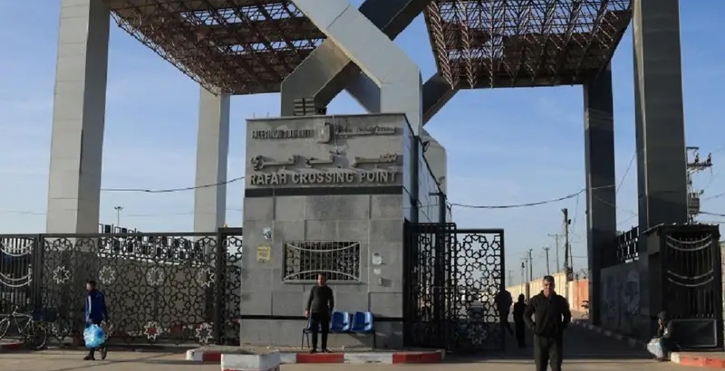 റഫാ അതിര്ത്തി പരീക്ഷണാടിസ്ഥാനത്തില് തുറന്നു; തിങ്കളാഴ്ച മുതല് പാലസ്തീനിക...