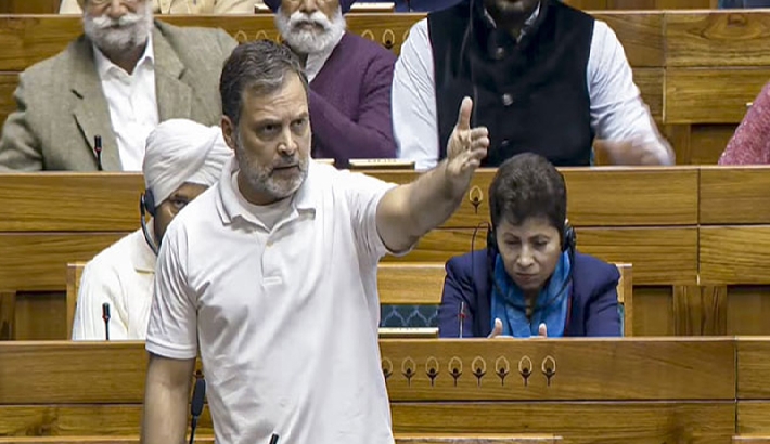 മുന്‍ സൈന്യാധിപന്റെ ആത്മകഥാ ഭാഗങ്ങളുമായി രാഹുല്‍ ഗാന്ധി; എതിര്‍ത്ത് പ്രതിരോധ മന്ത്രിയും ഭരണപക്ഷവും