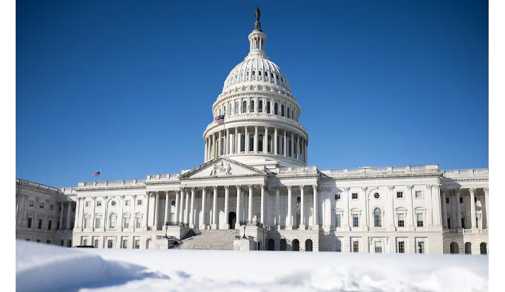 അമേരിക്കയിൽ ഭാഗിക സർക്കാർ അടച്ചുപൂട്ടൽ മൂന്നാം ദിവസം: വിമാനയാന മേഖലയിൽ ആഘാതം അമേരിക്കയിൽ ഭാഗിക സർക്കാർ അടച്ചുപൂട്ടൽ മൂന്നാം ദിവസം: വിമാനയാന മേഖലയിൽ ആഘാതം