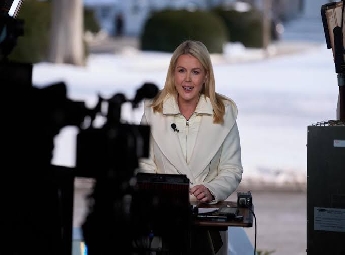 റഷ്യൻ എണ്ണ ഇനി വാങ്ങില്ലെന്ന് ഇന്ത്യയുടെ ഉറപ്പ്; യു എസിൽ 500 ബില്യൺ ഡോളർ നി...