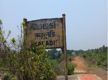 ശബരി റെയില്‍ പാതയ്ക്ക് 1900 കോടി രൂപ കേരളം വഹിക്കാന്‍ മന്ത്രിസഭാ തീരുമാനം