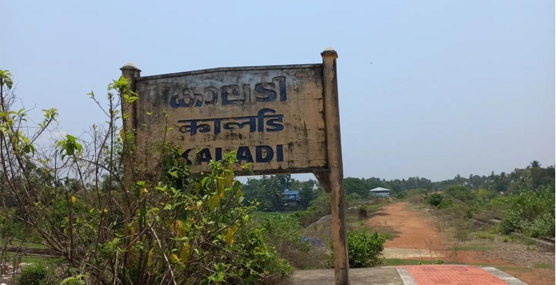 ശബരി റെയില്‍ പാതയ്ക്ക് 1900 കോടി രൂപ കേരളം വഹിക്കാന്‍ മന്ത്രിസഭാ തീരുമാനം