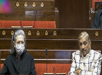 പൗരത്വവുമായി ബന്ധപ്പെട്ട പരാതി രാഷ്ട്രീയ പ്രേരിതമെന്ന് സോണിയ ഗാന്ധിയുടെ അഭിഭാഷകര്‍