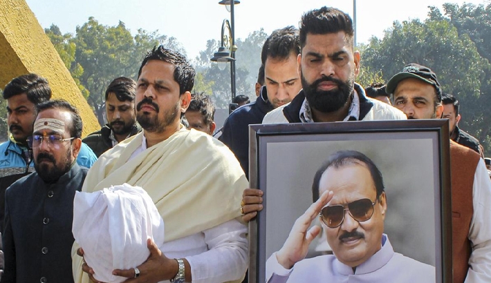 അജിത് പവാറിന്റെ വിമാനാപകടത്തില്‍ ദുരൂഹത ആരോപിച്ച് അനന്തരവന്‍