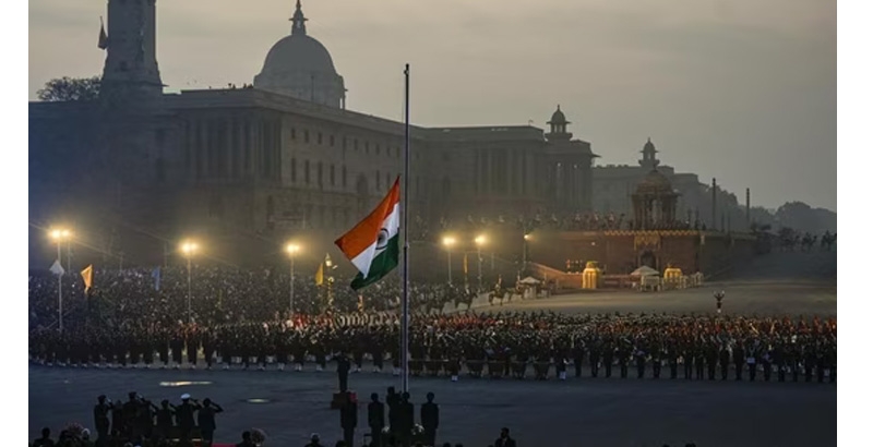 ദേശീയഗാനത്തിന് മുമ്പ് 'വന്ദേ മാതരം' നിർബന്ധമാക്കി; ആറു പദ്യങ്ങൾ, 3.10 മിനിറ്റ് പതിപ്പിന് കേന്ദ്രത്തിന്റെ പ്രോട്ടോക്കോൾ