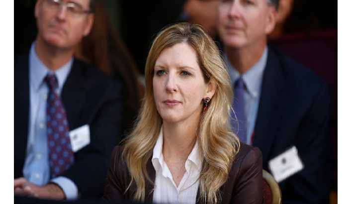 എപ്സ്റ്റീൻ ബന്ധം വിവാദമായി: ഗോൾഡ്മാൻ സാക്‌സിന്റെ മുഖ്യ നിയമോപദേഷ്ടാവ് രാജിവെക്കുന്നു