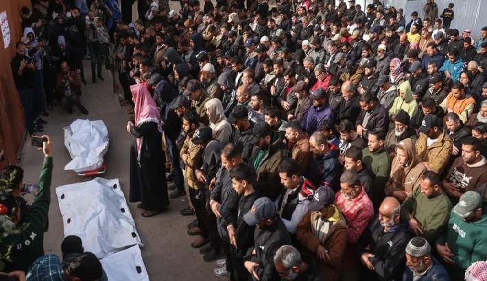 ട്രംപിന്റെ 'ബോര്‍ഡ് ഓഫ് പീസ്' യോഗത്തിന് മുമ്പ് ഗാസയില്‍ ഇസ്രായേല്‍ വ്യോമാക്രമണം: 11 പേര്‍ കൊല്ലപ്പെട്ടു