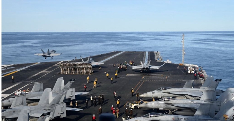 ഇറാനെതിരെ സൈനിക നീക്കത്തിന് തയ്യാറായി അമേരിക്ക; നയതന്ത്രമോ യുദ്ധമോ എന്ന നിർ...