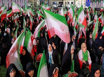 യു എസ് പ്രസിഡന്റ് പ്രവര്‍ത്തന ശേഷിയുള്ള വ്യക്തി; കാത്തിരുന്ന് കാണുക: ഇറാനിലെ മൊബൈലുകളില്‍ സന്ദേശം