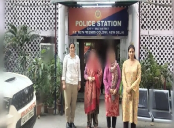 ഡല്‍ഹിയില്‍ വ്യാജ ഇഡി റെയ്ഡ് നടത്തി വീട്ടുജോലിക്കാരി ലക്ഷങ്ങള്‍ കവര്‍ന്നു