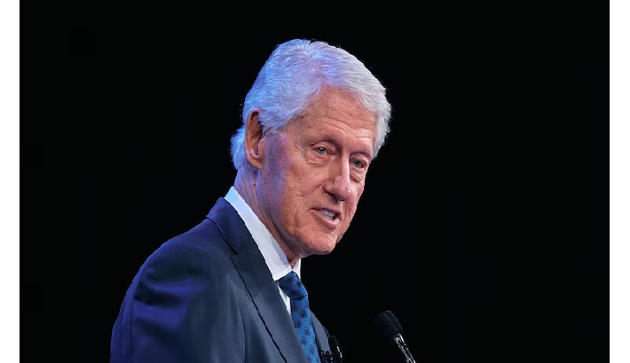 എപ്സ്റ്റീൻ കേസിനെക്കുറിച്ച് അറിഞ്ഞിരുന്നില്ലെന്ന് ബിൽ ക്ലിന്റൺ; ഹിലരിയെ ചോദ്യം ചെയ്തതിൽ കടുത്ത പ്രതിഷേധം എപ്സ്റ്റീൻ കേസിനെക്കുറിച്ച് അറിഞ്ഞിരുന്നില്ലെന്ന് ബിൽ ക്ലിന്റൺ; ഹിലരിയെ ചോദ്യം ചെയ്തതിൽ കടുത്ത പ്രതിഷേധം