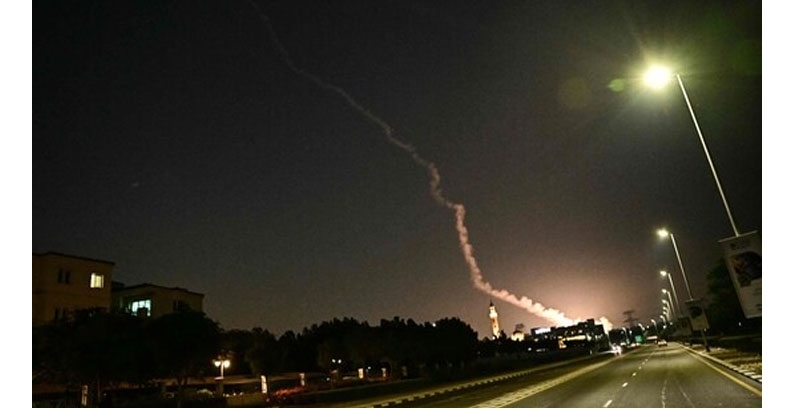 ദുബൈയിൽ സ്ഫോടനം; 4 പേർക്ക് പരിക്ക്, ബുർജ് ഖലീഫ ഒഴിപ്പിച്ചു