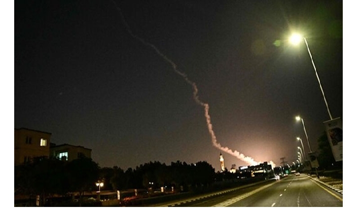 ദുബൈയിൽ സ്ഫോടനം; 4 പേർക്ക് പരിക്ക്, ബുർജ് ഖലീഫ ഒഴിപ്പിച്ചു ദുബൈയിൽ സ്ഫോടനം; 4 പേർക്ക് പരിക്ക്, ബുർജ് ഖലീഫ ഒഴിപ്പിച്ചു